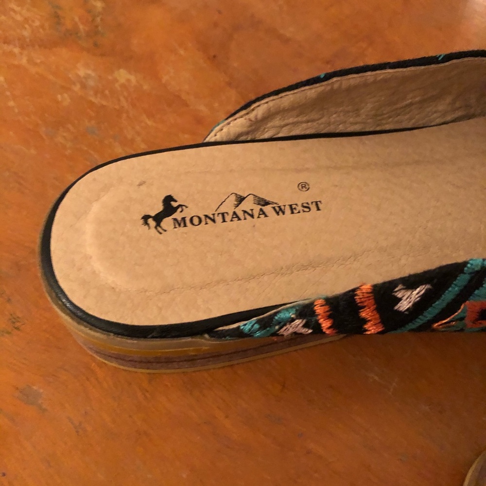 Aztec Print Mules - Picture 3 of 4
